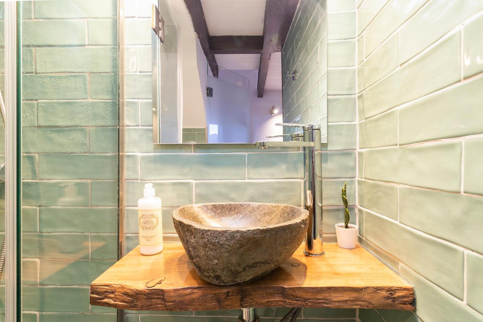 Delightful & Quirky With River Views Lisbon Luaran gambar
